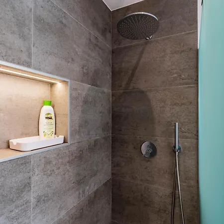 Bisa Ii, Jacuzzi And Sea View