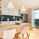 Bisa Ii, Jacuzzi And Sea View * Arco da Calheta (Madeira)