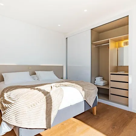 Bisa Ii, Jacuzzi And Sea View Arco da Calheta (Madeira)